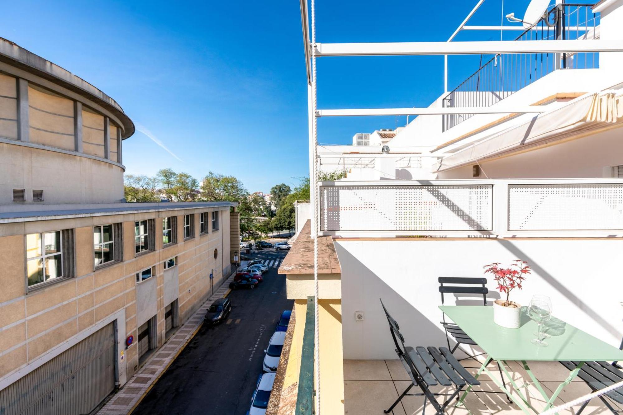 Duplex Con Terraza Junto A La Catedral * Seville