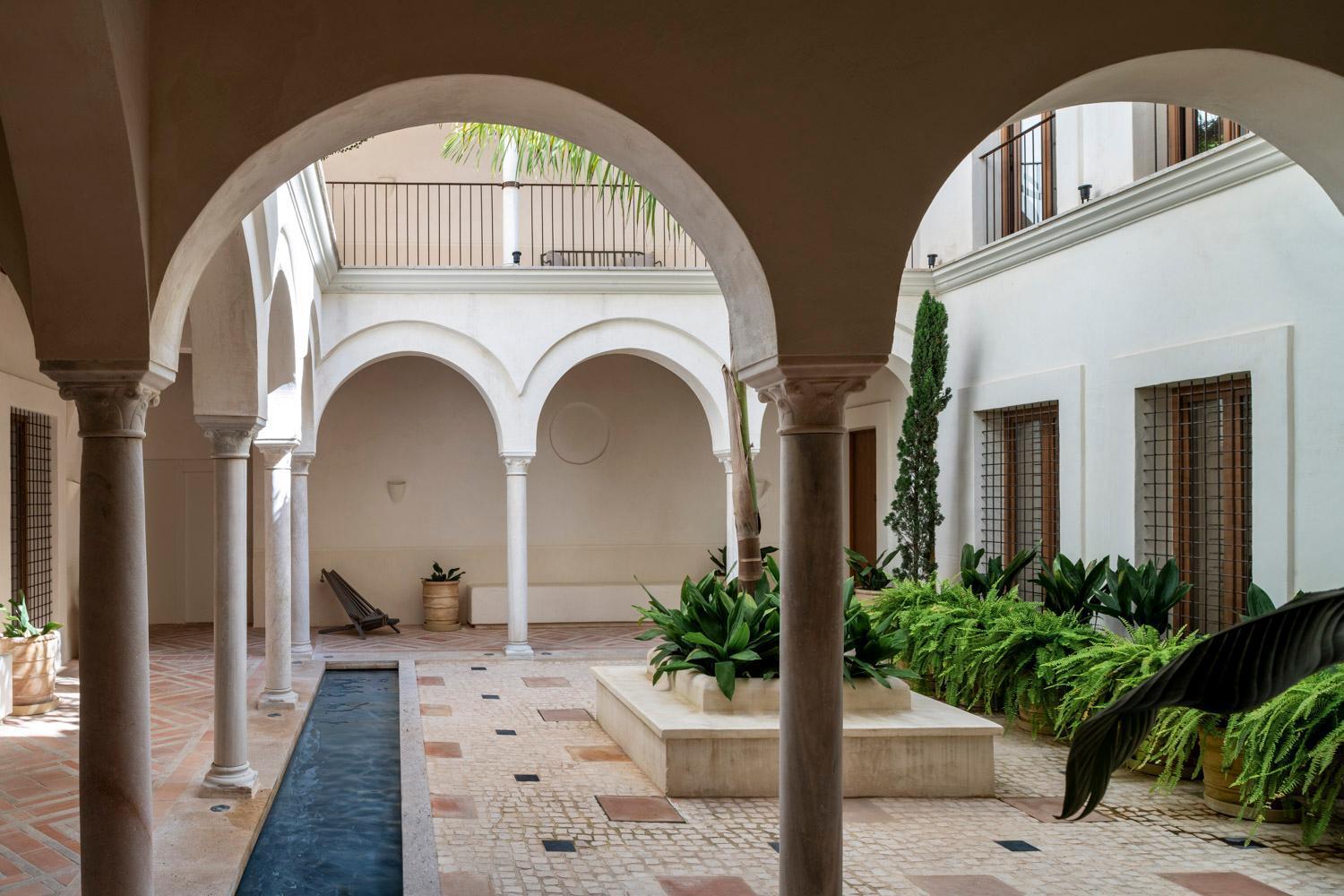 Casa Del Rey Sabio Apartahotel Sevilla