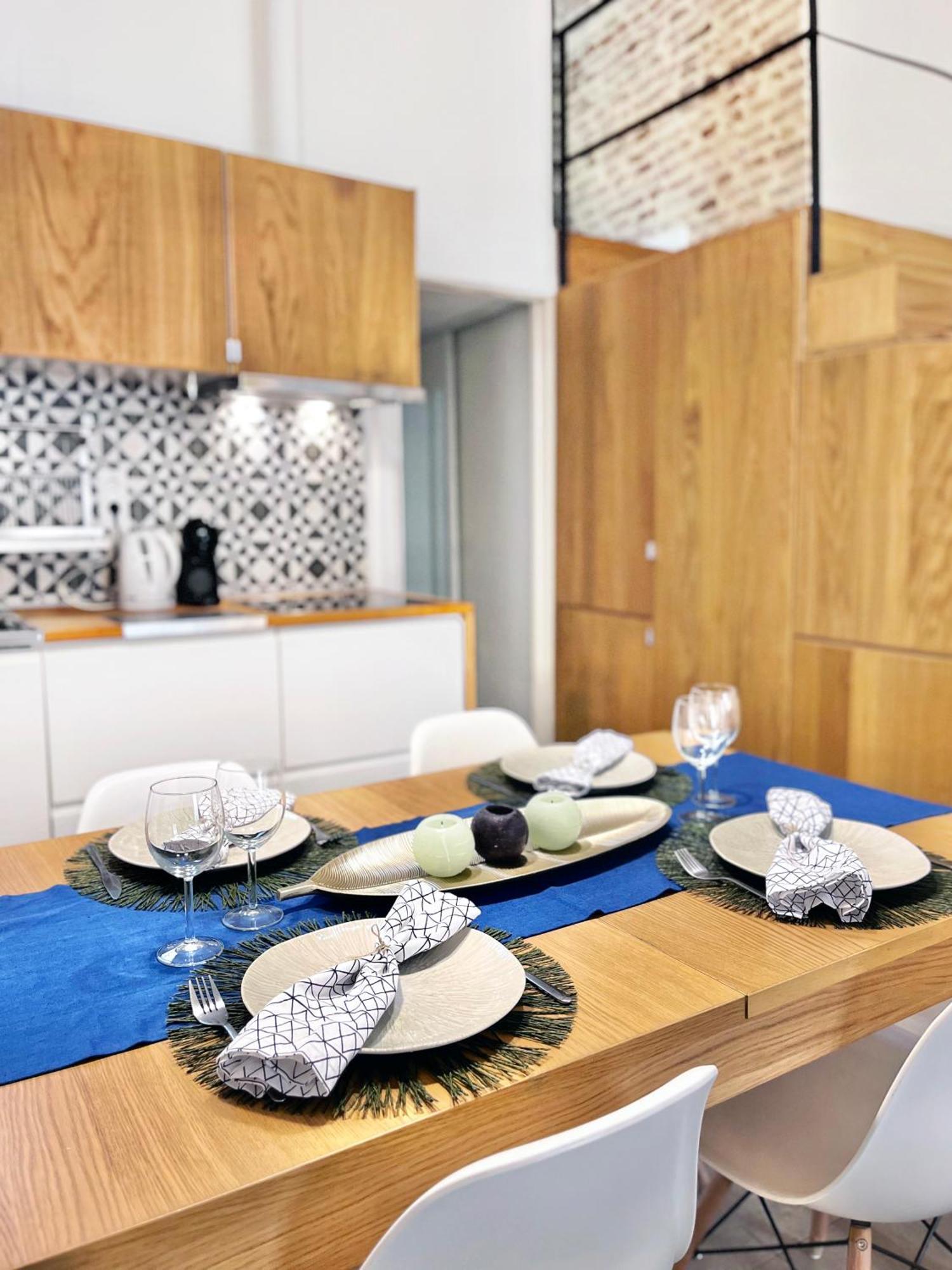 Apartamento ¡tu Hogar Con Alma En Sevilla! *