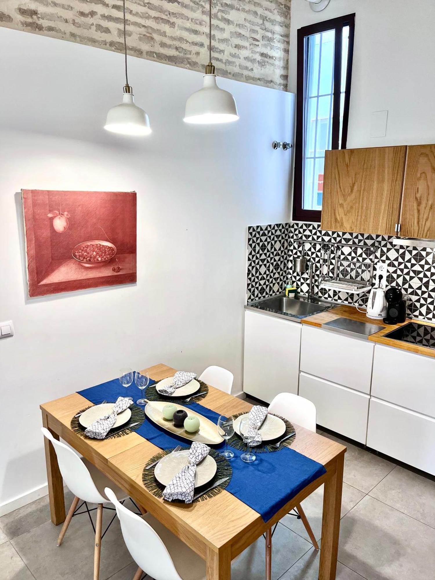 Apartamento ¡tu Hogar Con Alma En Sevilla!
