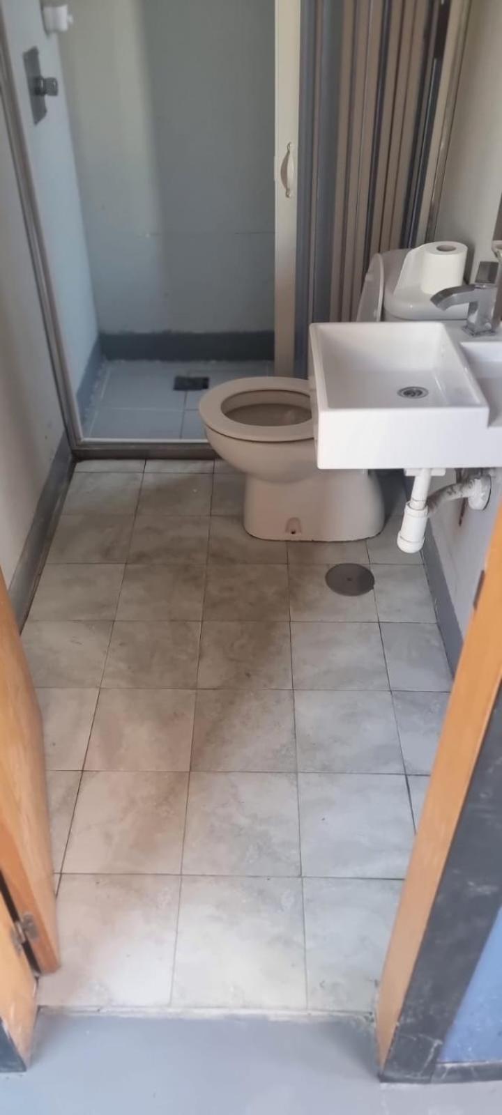 Hostel Your Way