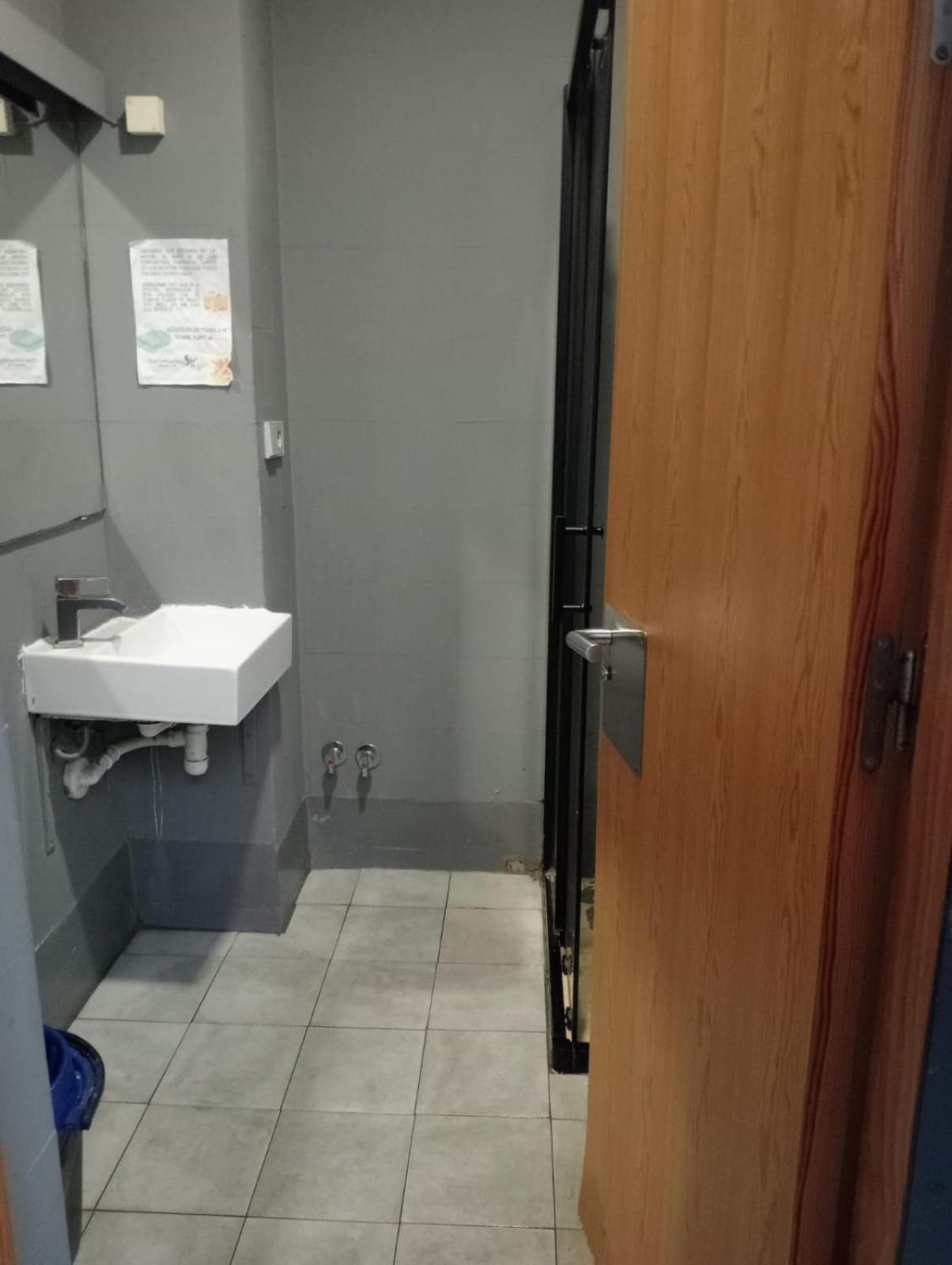 Hostel Your Way *