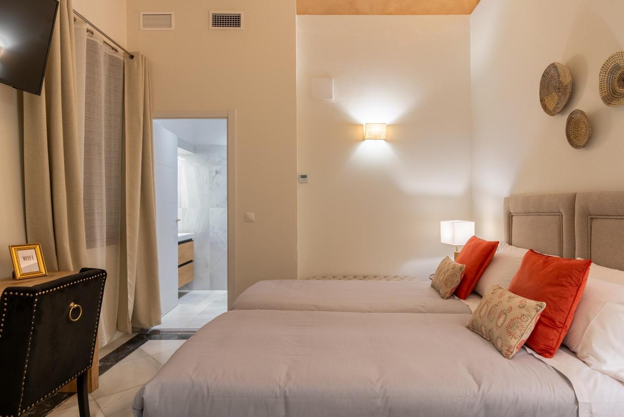 Arco De La Seda - Boutique Hotel *