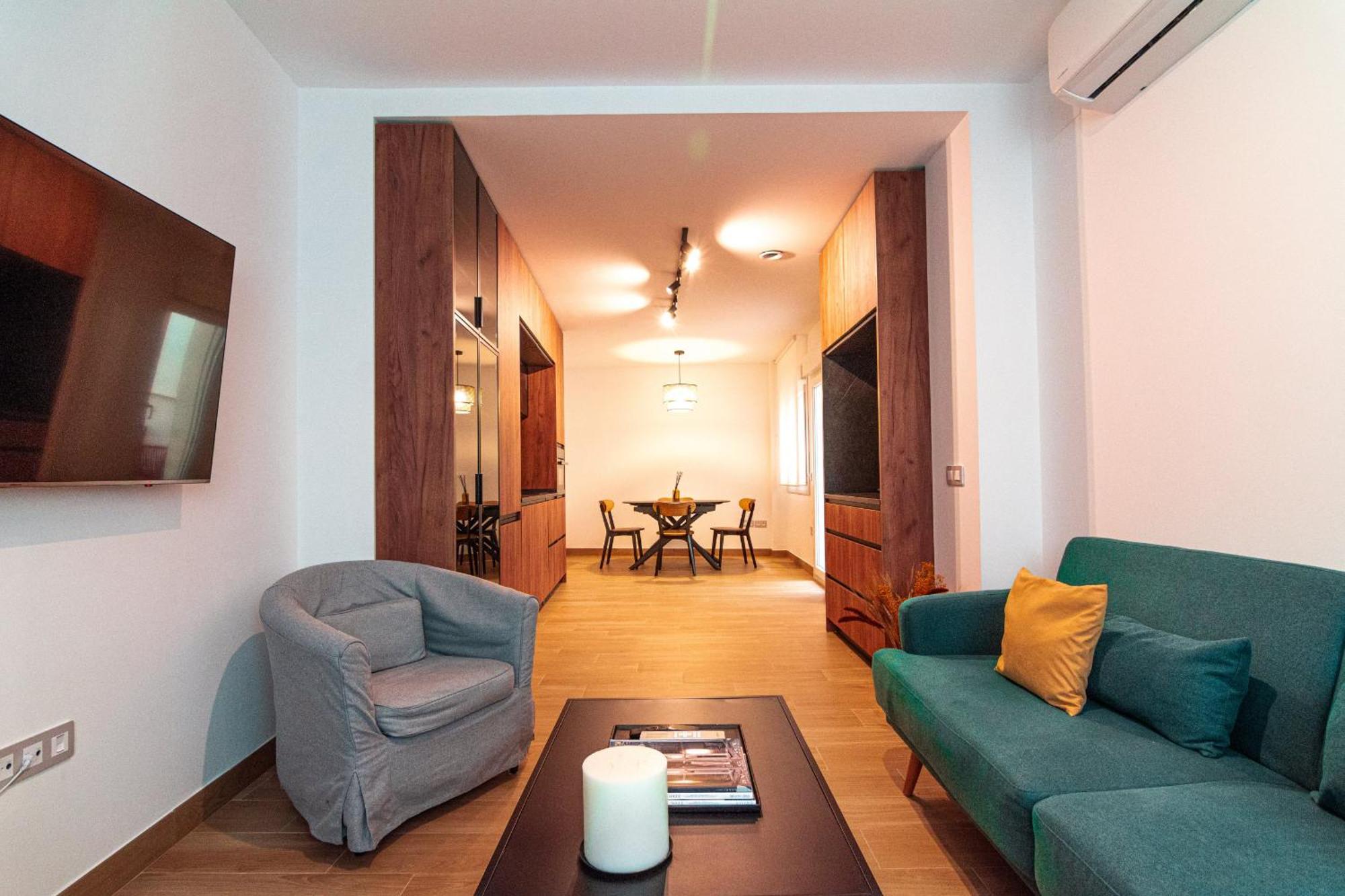 Apartment Edomus Castilla 120 *