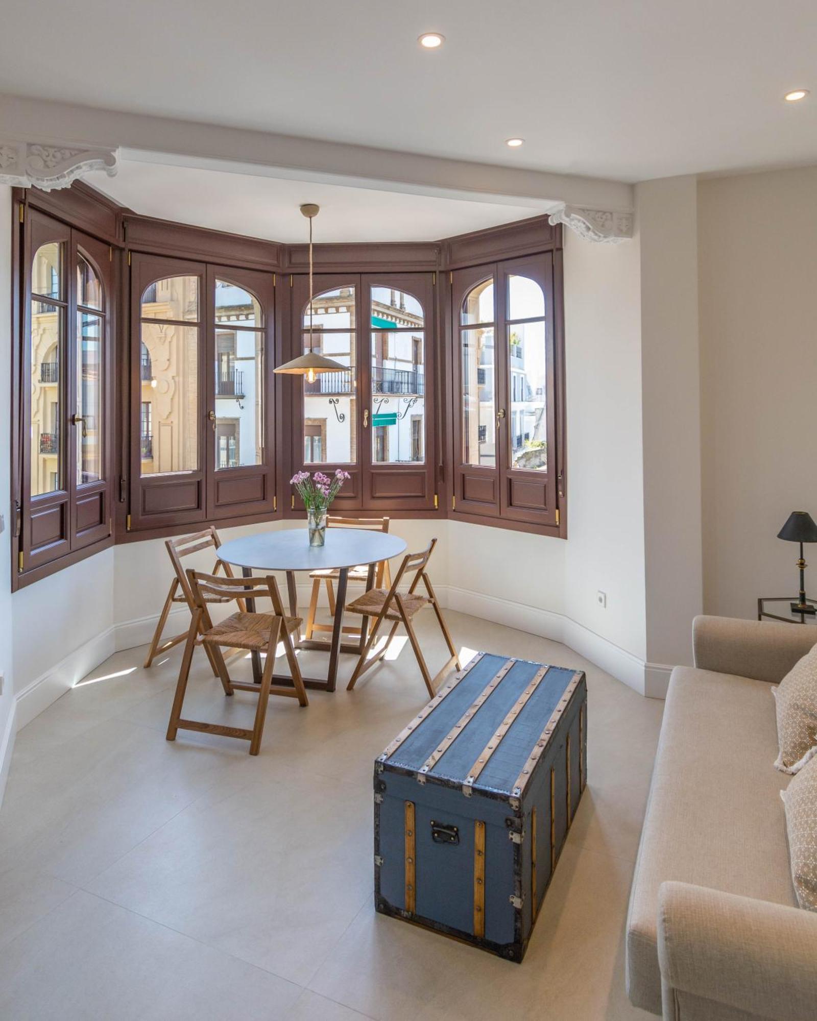 Betis Suites-la Campana *