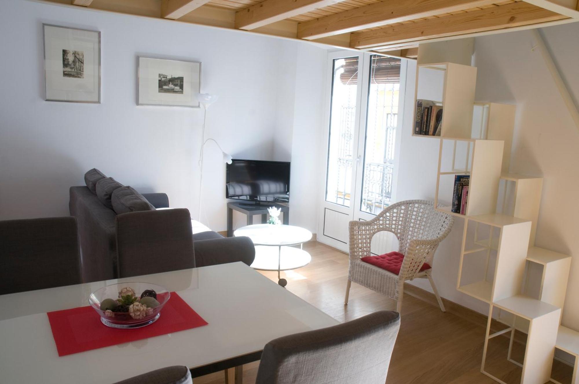 Apartment Life Quintana Seville