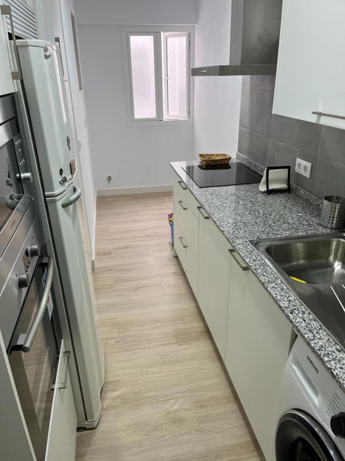 Apartamento Cozy Next To Center *