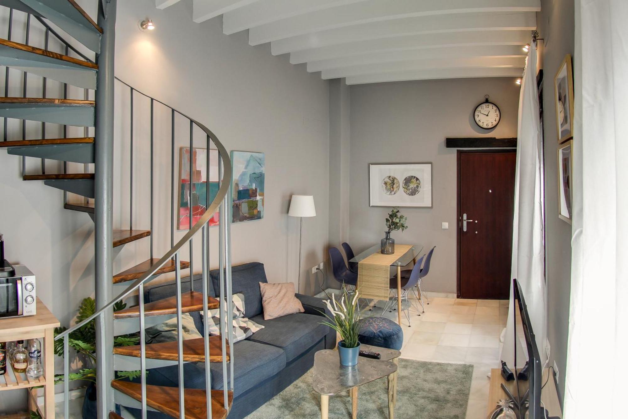 Apartamento Espectacular Atico Con Terraza En Triana