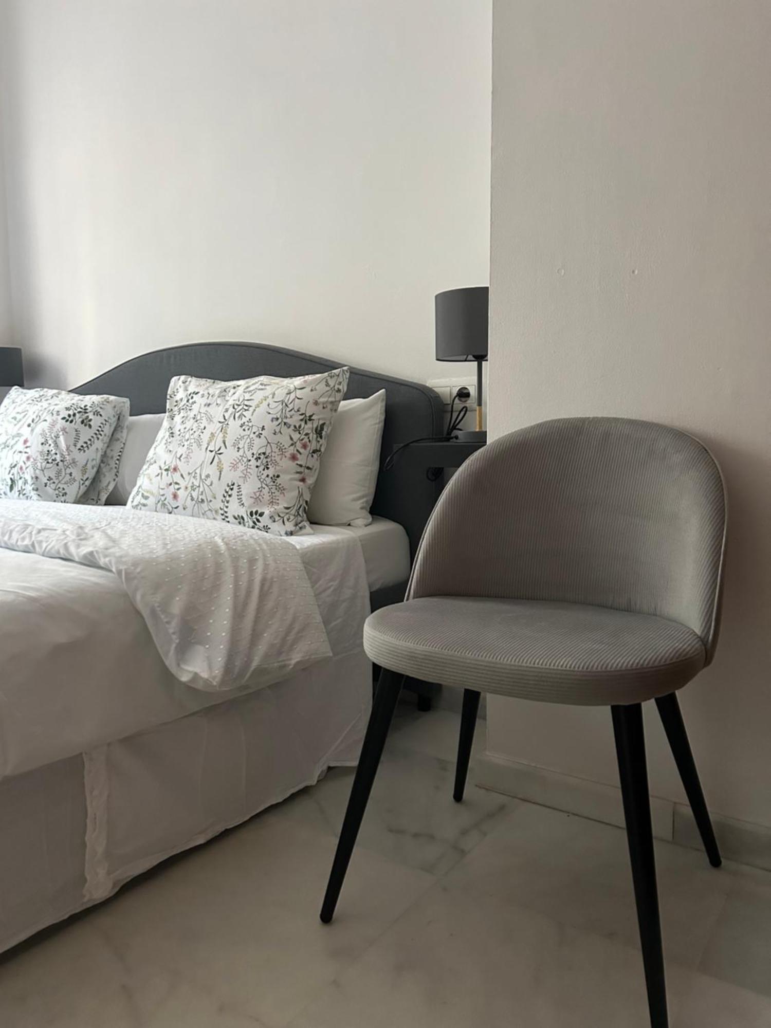 Proximo Al Centro De 2 Con Piscina. Apartment