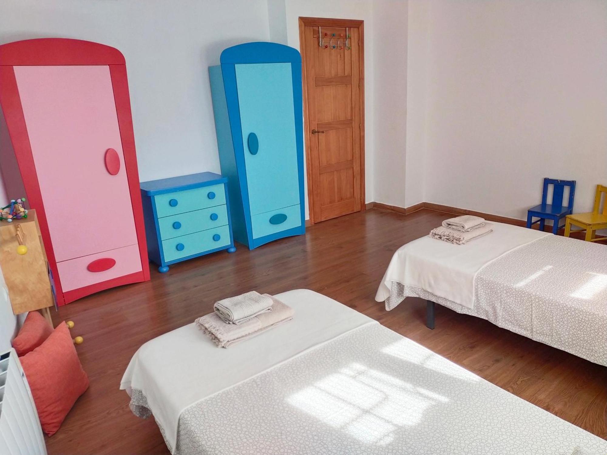 Holiday home Preciosa Casa Grande Con Patio En 8pax *