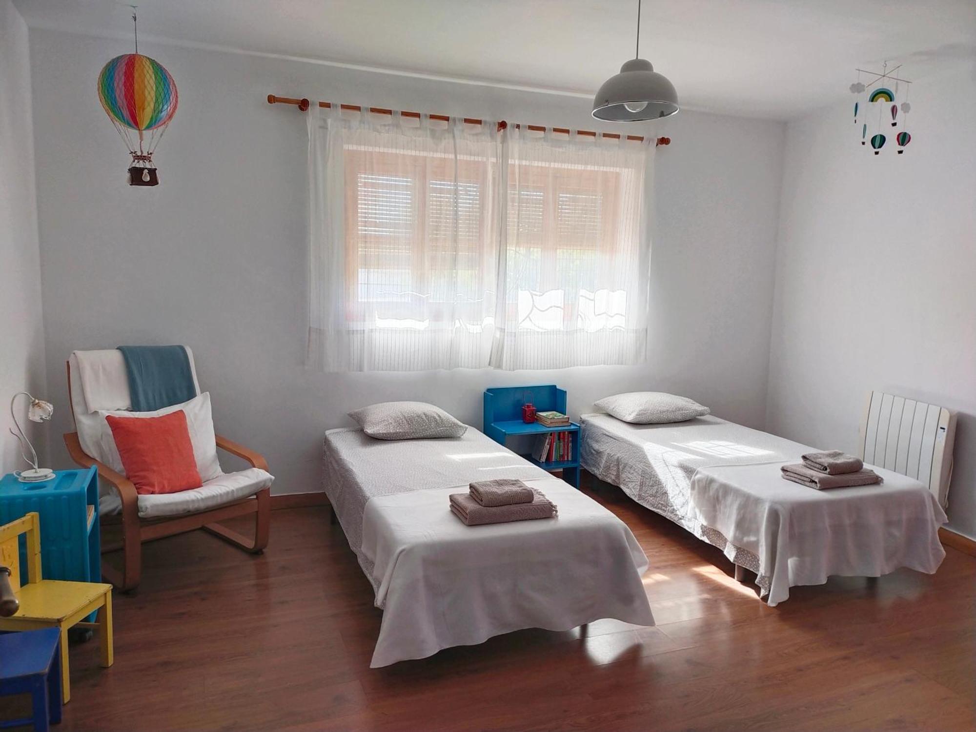 Preciosa Casa Grande Con Patio En 8pax *