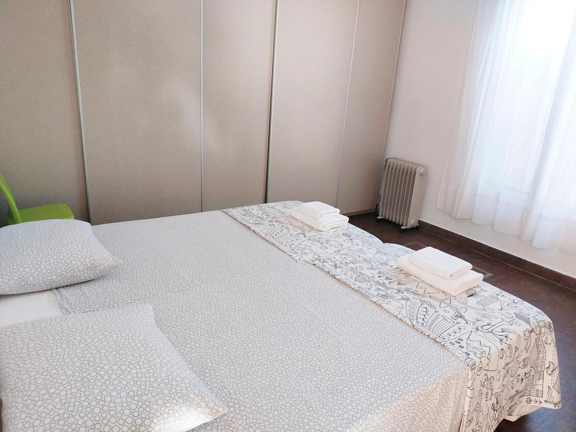 Preciosa Casa Grande Con Patio En 8pax Holiday home *