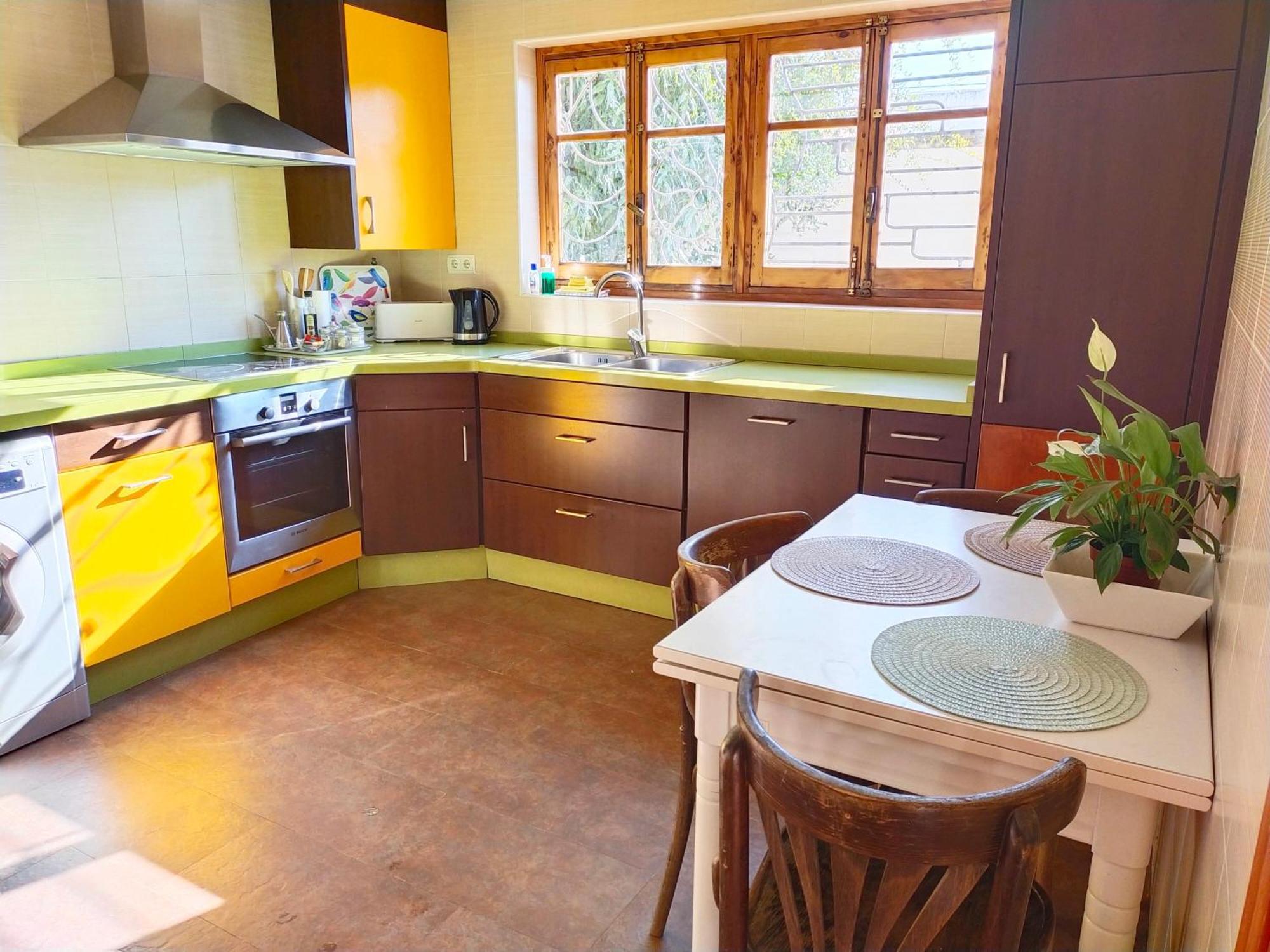 Preciosa Casa Grande Con Patio En 8pax * Sevilla