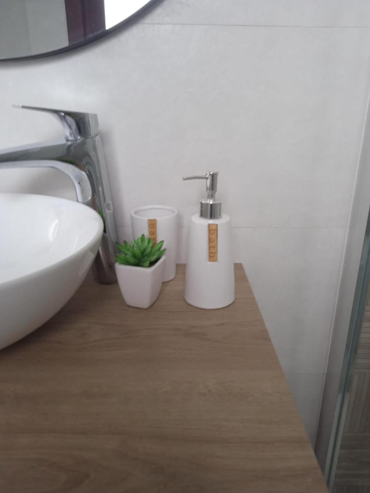 Apartamento Charming & Quiet In Plaza Del Salvador