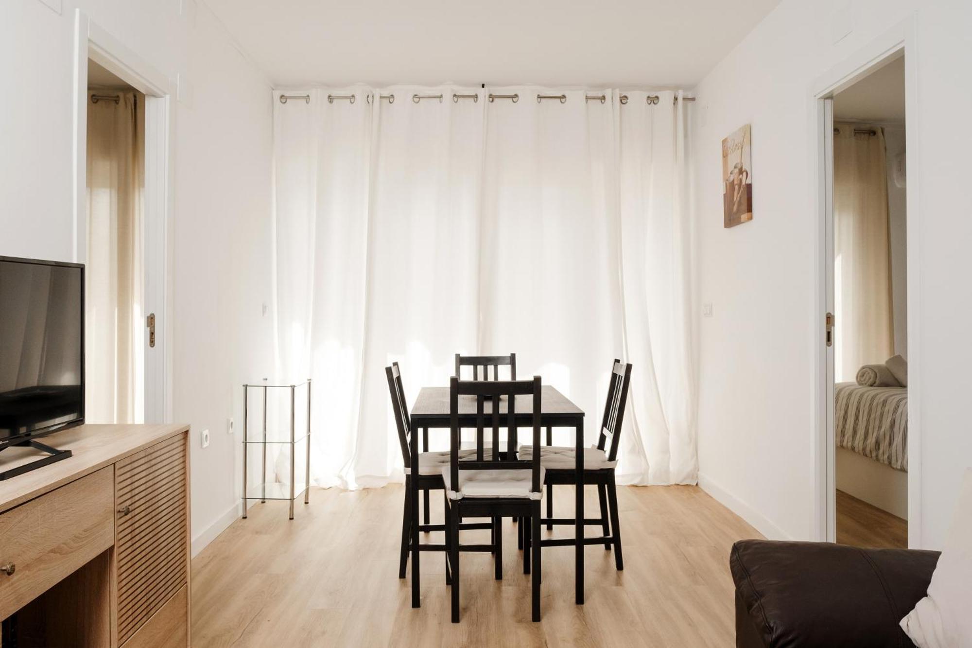 Apartamento A 5 Minutos De Calle Feria Y Alameda *