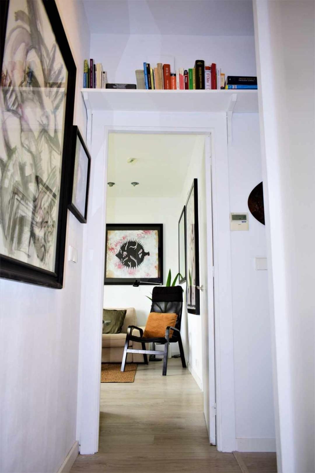 Apartamento Atico De Arte Banado En Sol *