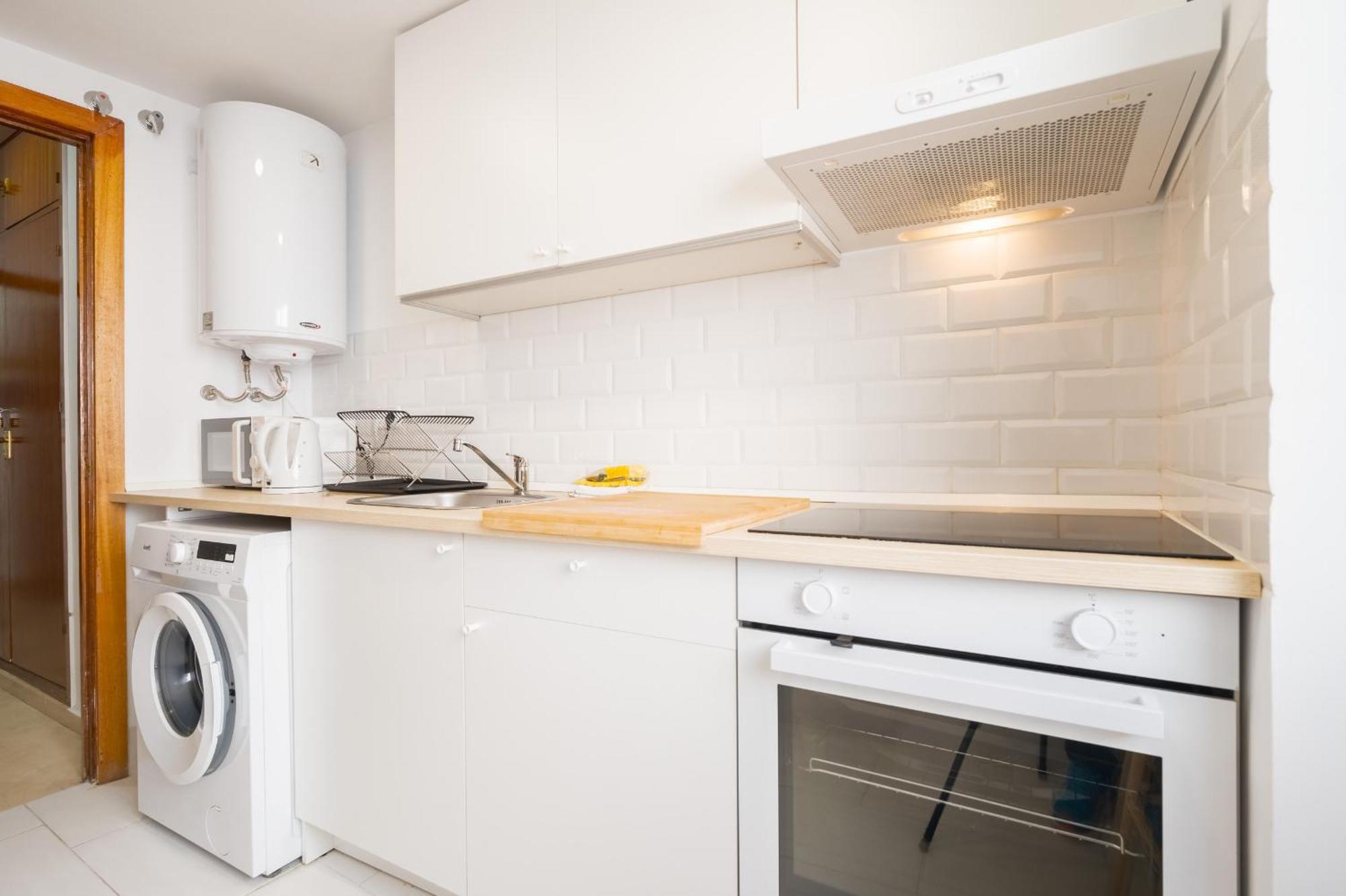 Apartamento Bright Apt. Puerta Osario 3 Bedrooms 2 Bathrooms Sevilla