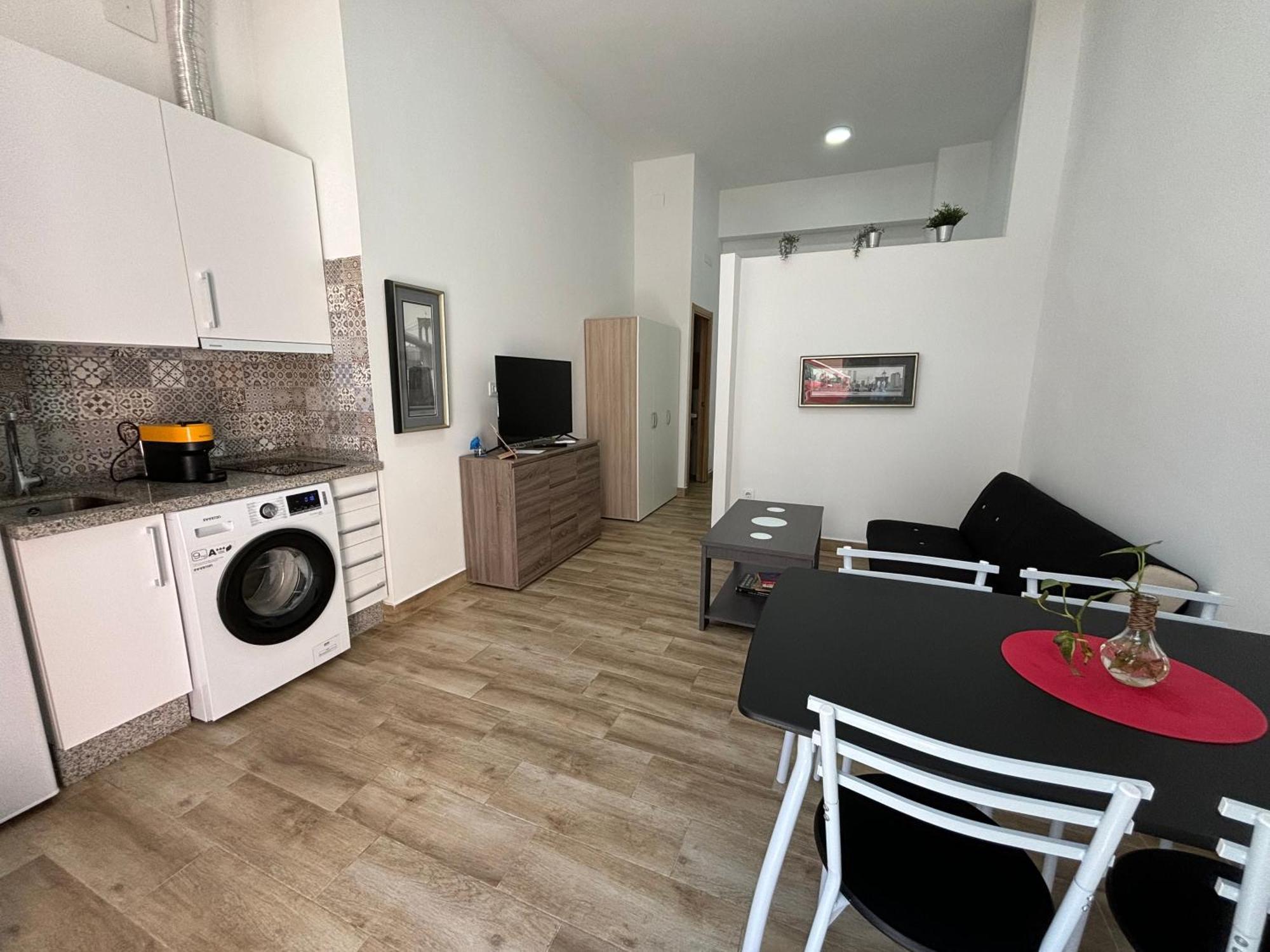 Cruz Roja A Apartamento Sevilla