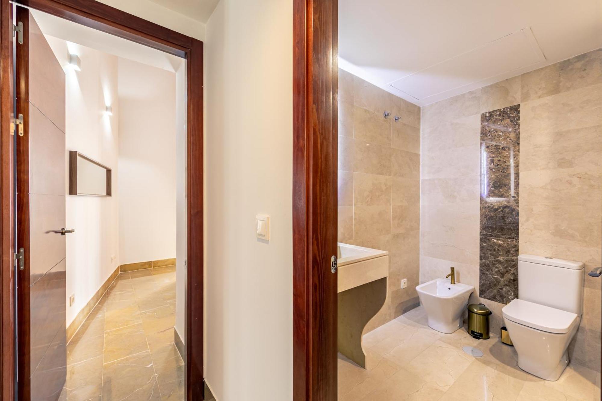 Isg Puerta Jerez 21 Sevilla