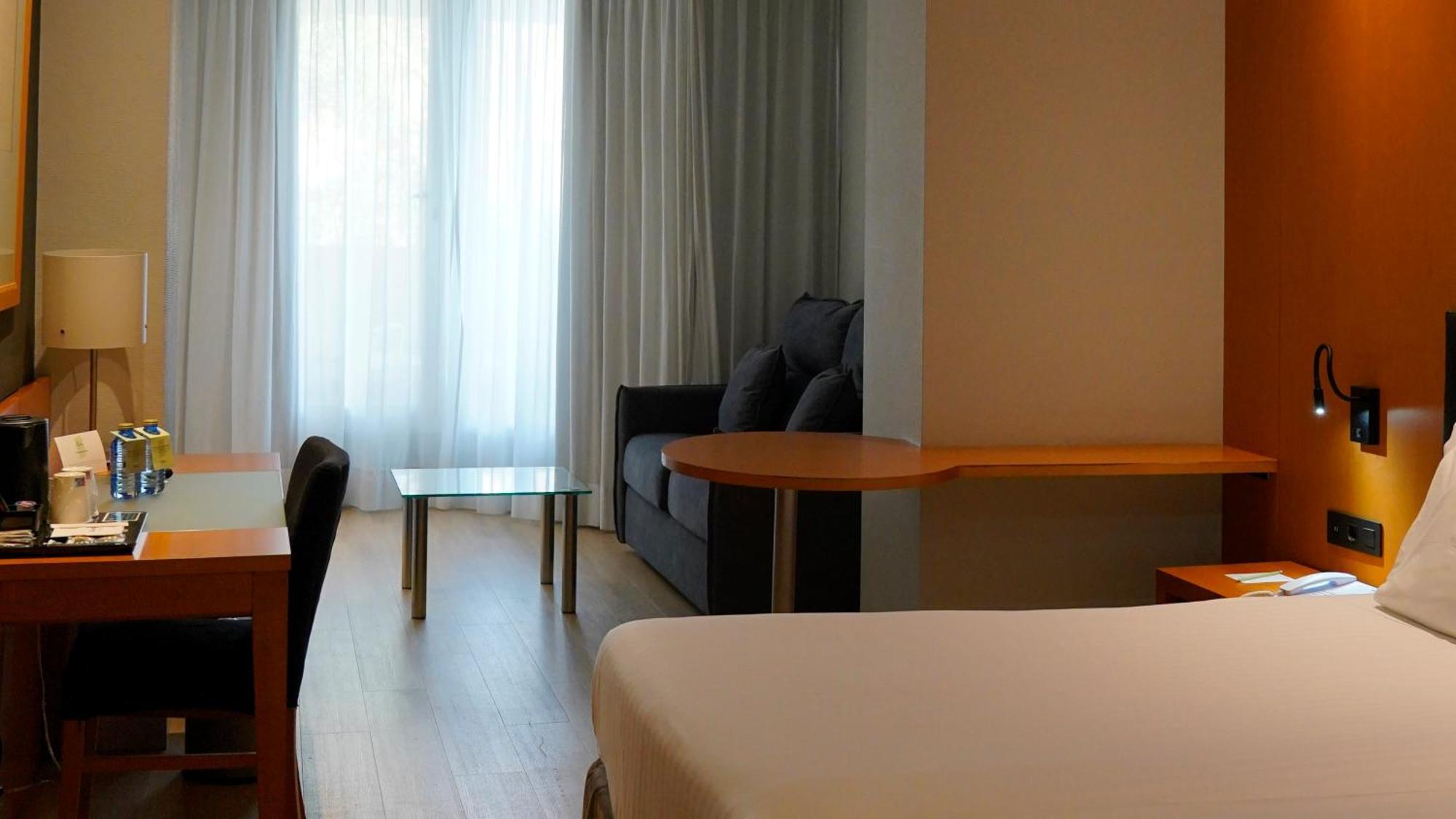 Silken Al-andalus Palace Hotel 4*