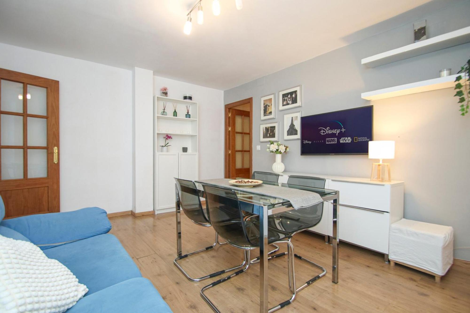 Spacious 2 Bedroom In The Heart Of Triana Seville
