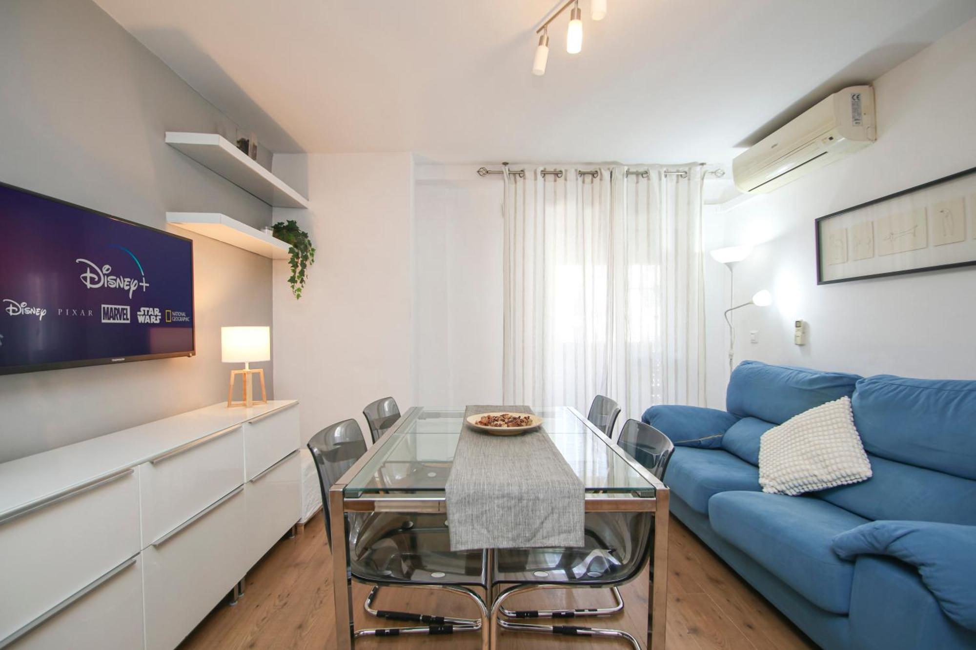 Spacious 2 Bedroom In The Heart Of Triana Apartment Seville