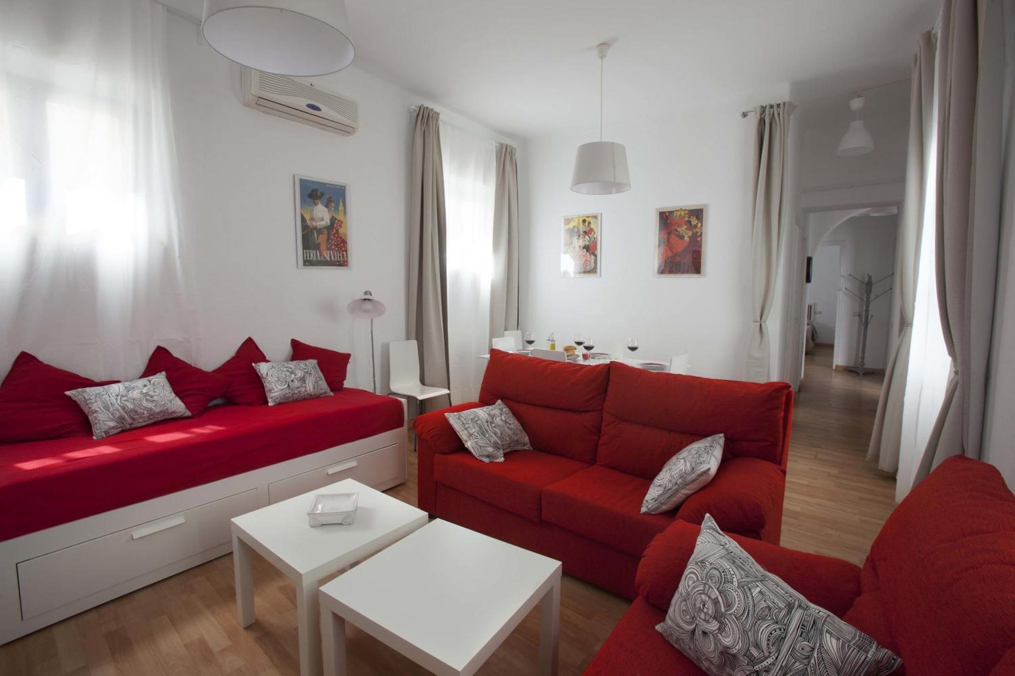 Casas Y Patios De Apartamento