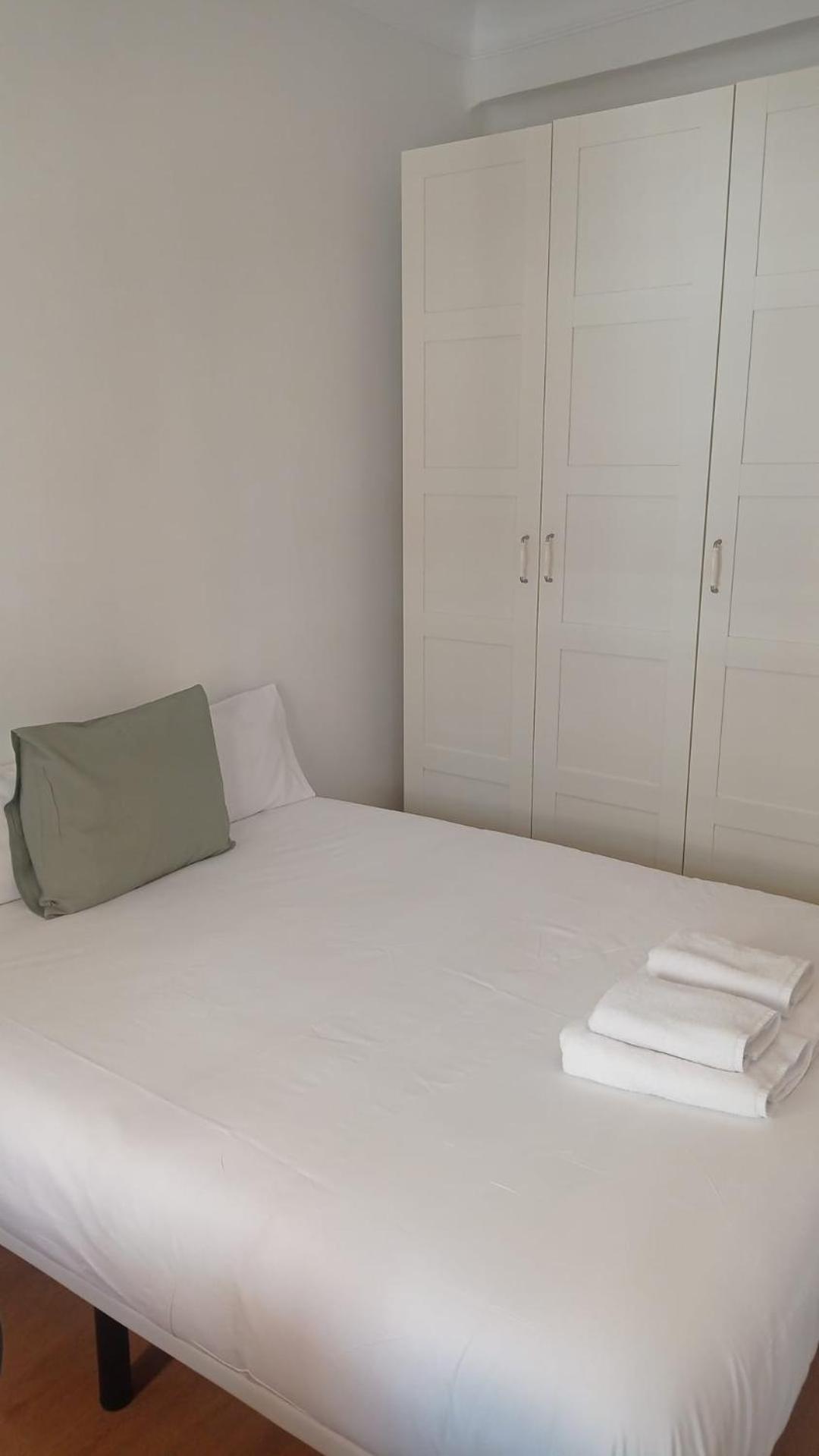 Los Remedios Coliving Pensión *