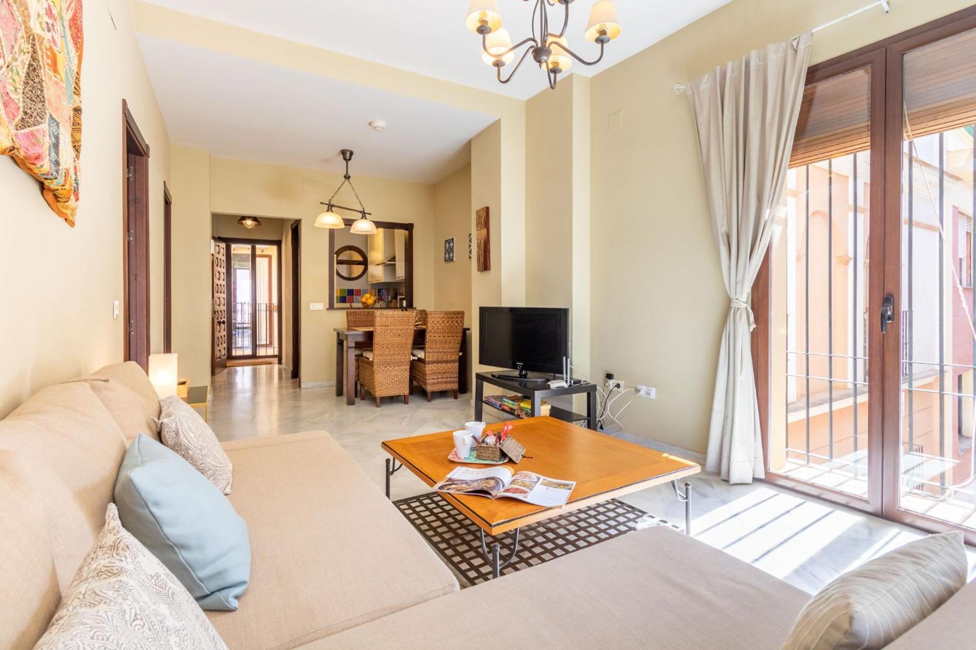 Puerta San Esteban Apartment *