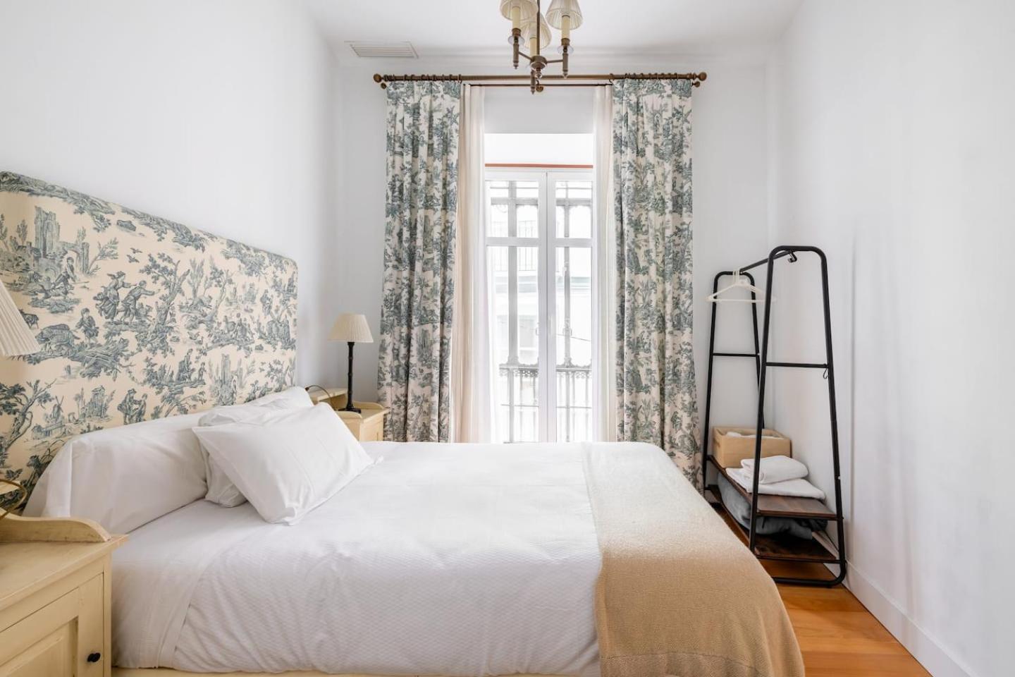 Komodo Sierpes: Bright & Classy Apartamento *