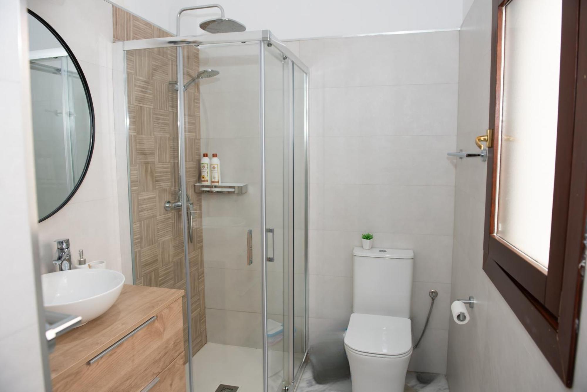 Charming & Quiet In Plaza Del Salvador Apartamento