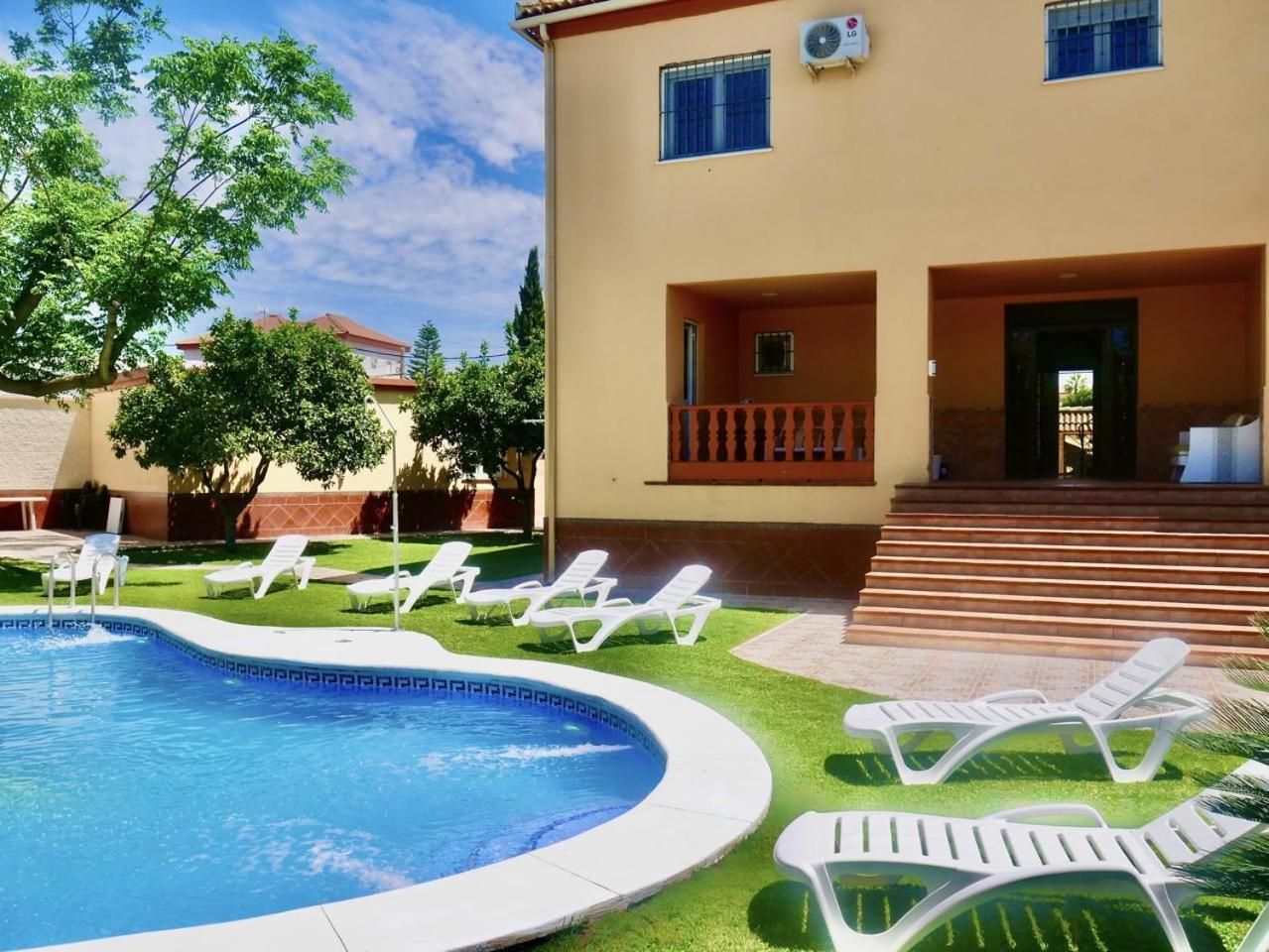 Private Pool! Your Oasis In Sevilla! Bbq! Villa Sevilla