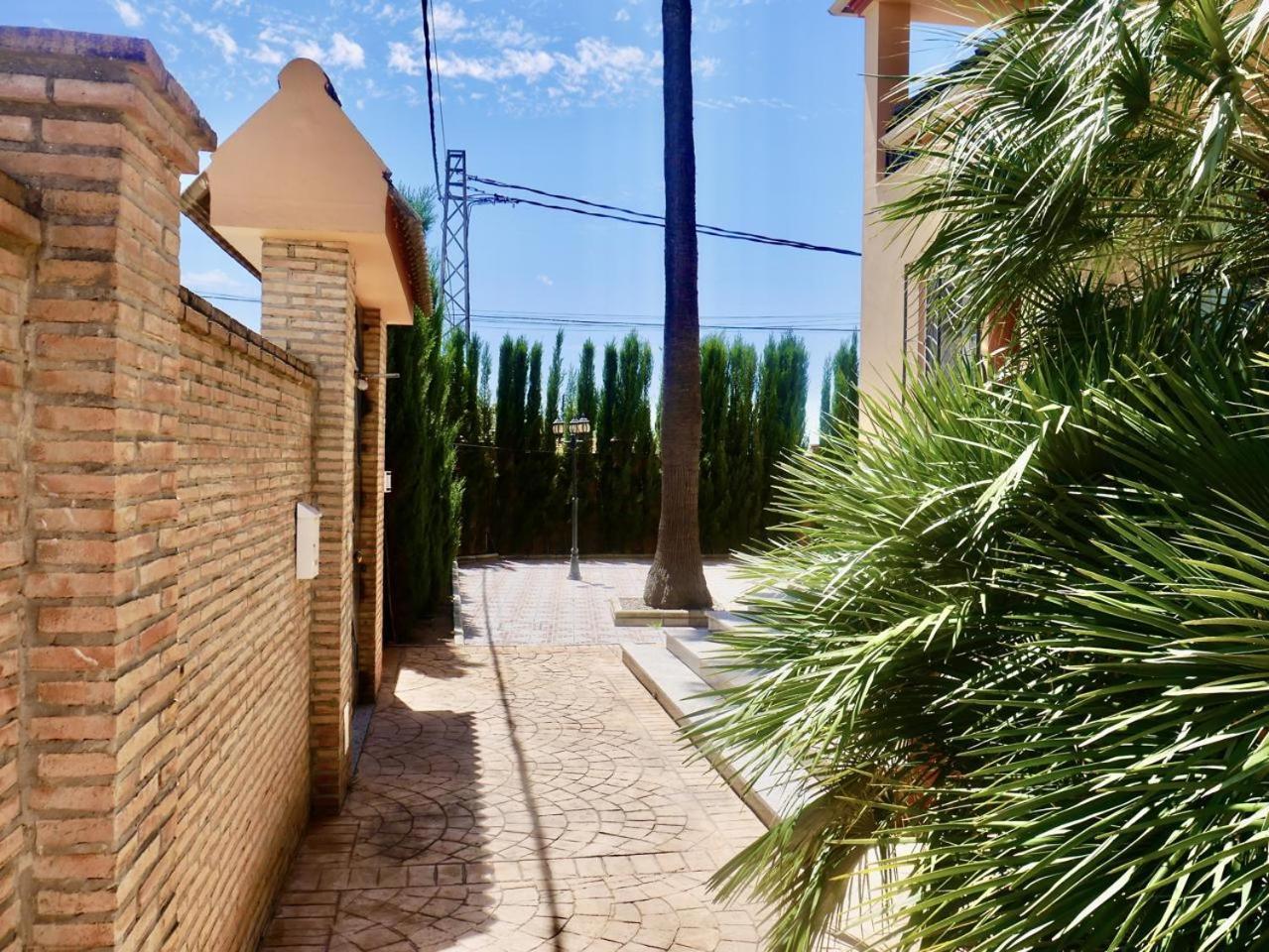 Villa Private Pool! Your Oasis In Sevilla! Bbq! Sevilla