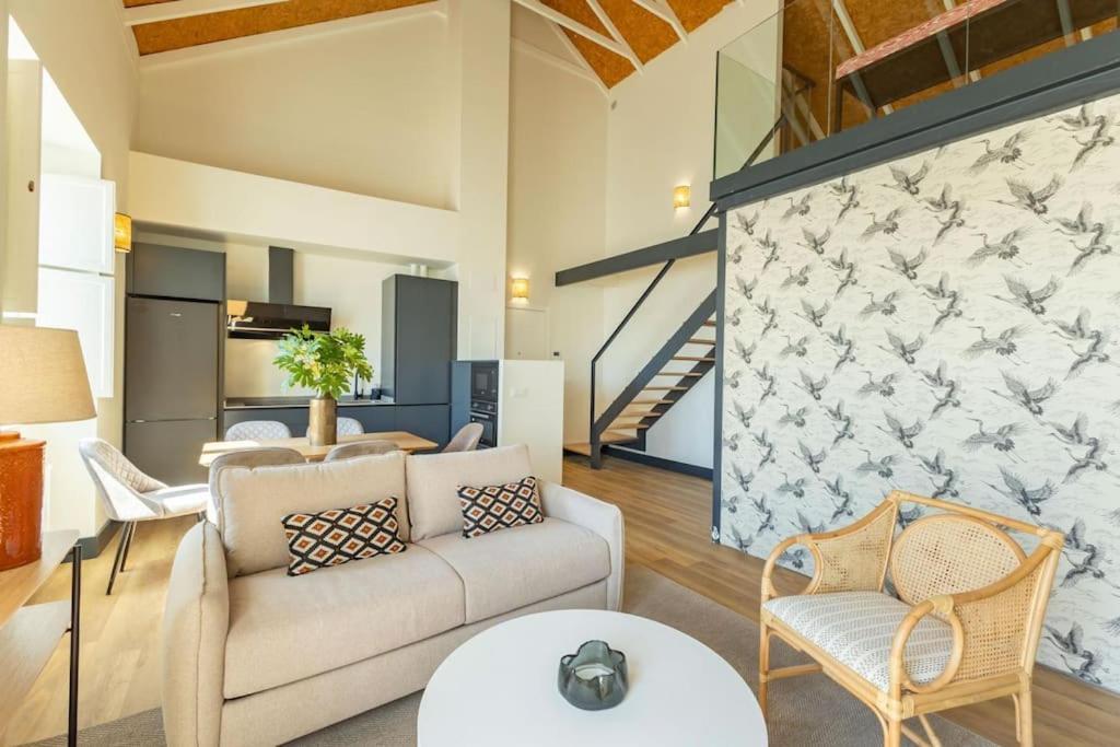 Pasaje Mallol Duplex By Valcambre *