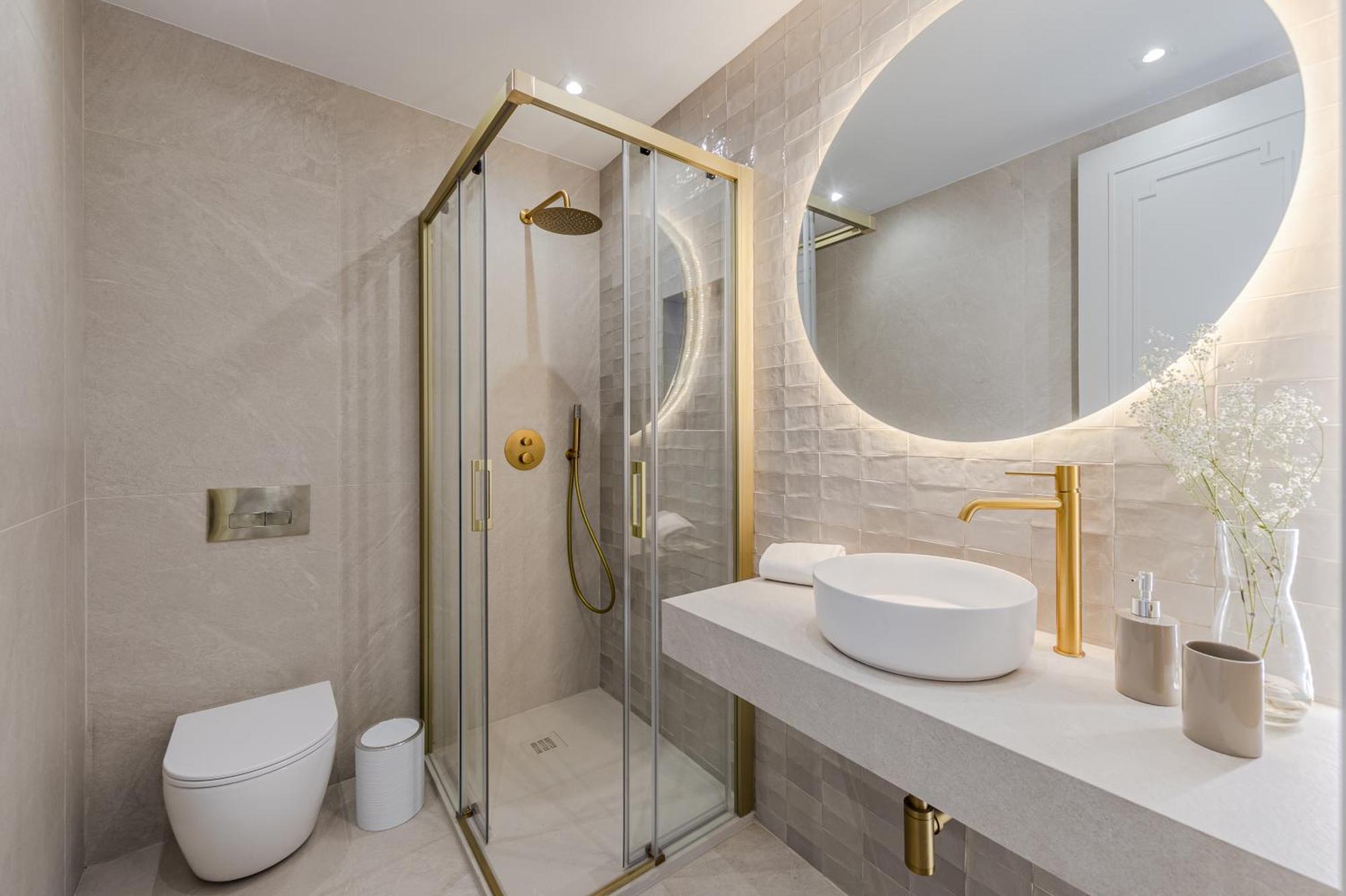 Isg Luxury By The Cathedral Apartment