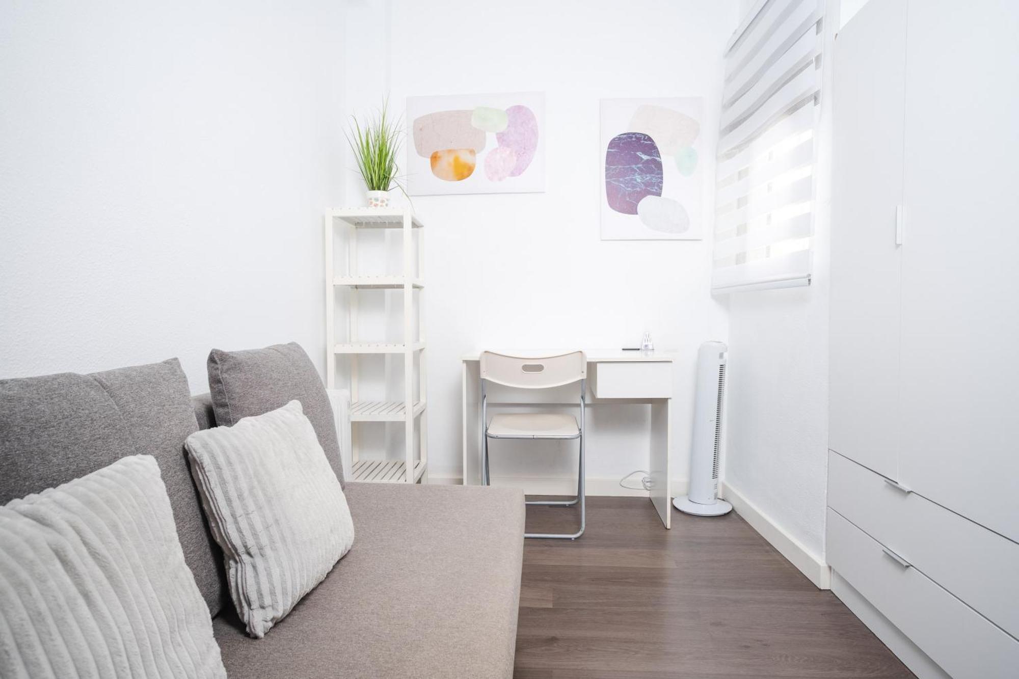 Acogedor Piso Con Balcon Sevilla