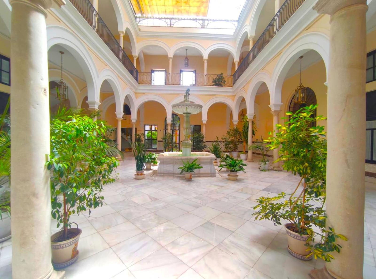 Palacio De Marqueses De Monsalud Sevilla