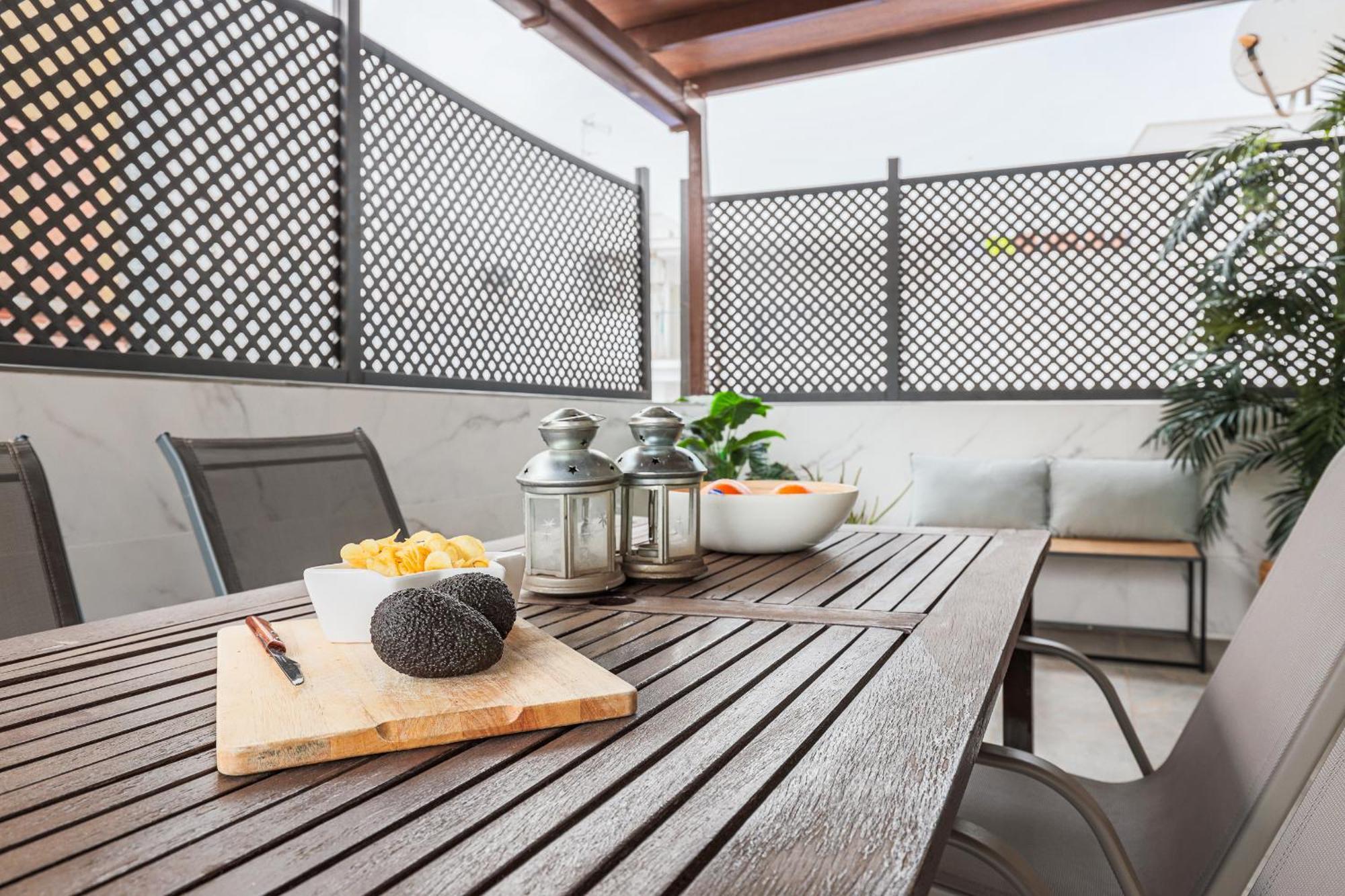 Fantastico Atico 2 Hab Gran Terraza Sevilla/triana Apartment *