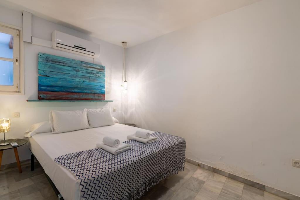 Apartamento Atico Con Vistas A La Torre Del Oro Y Catedral By Thegoodtourist Sevilla