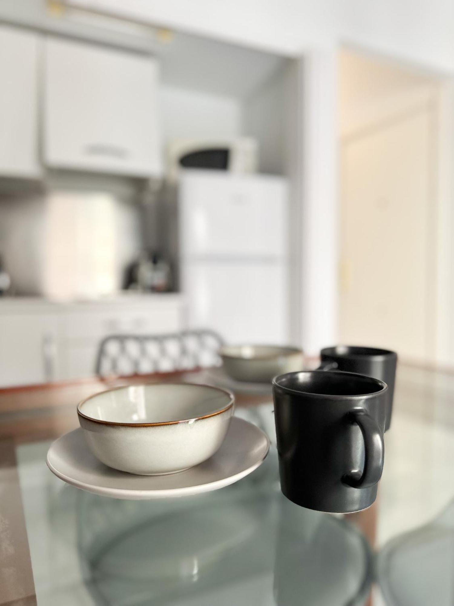 Apartamento Cozy Budget 2br With Ac, 1 Bath, Private Parking Opt *