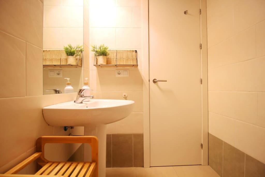 Apartamento Centro- Sol - Acogedor Y Luminoso