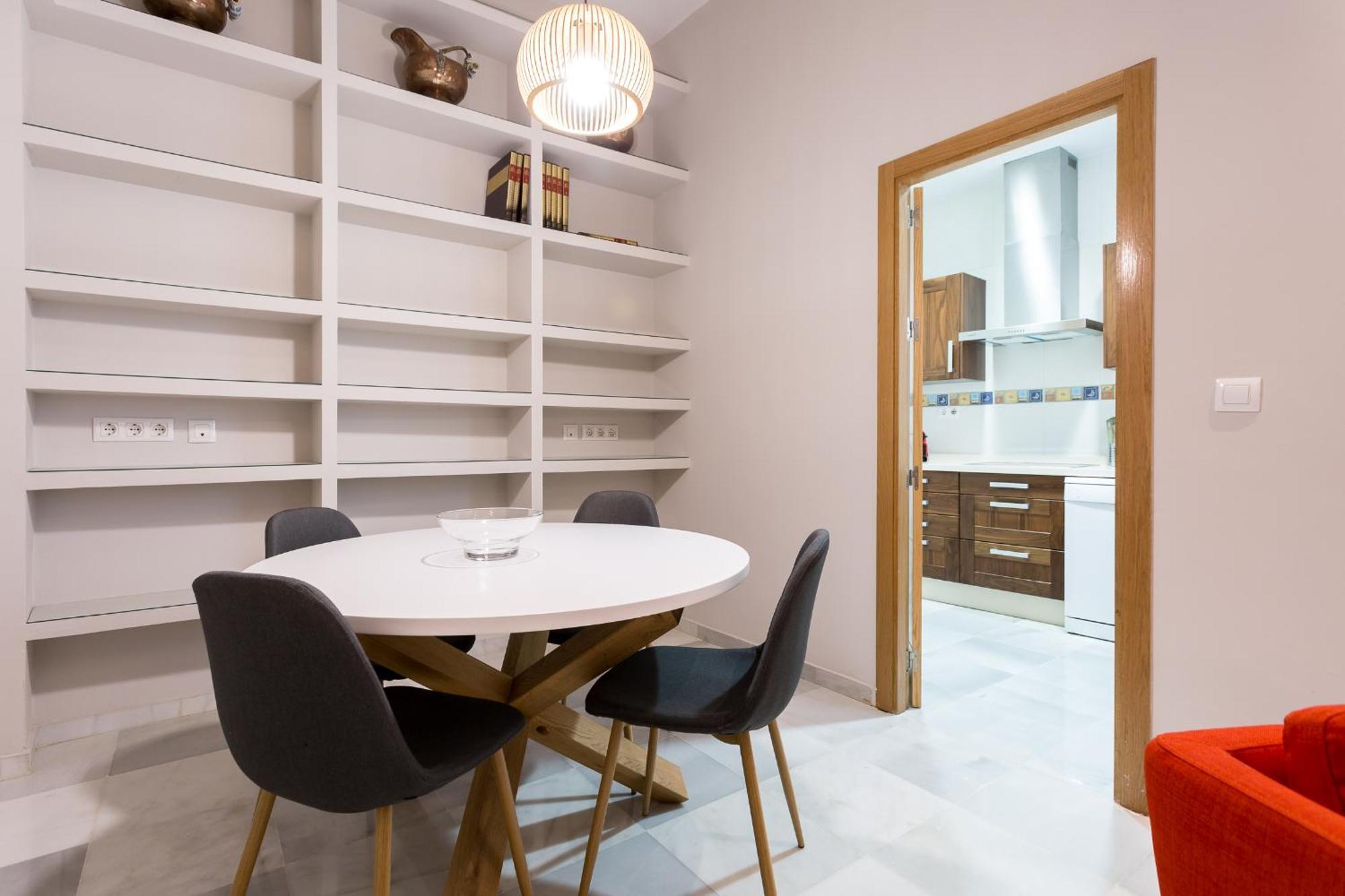 Bonito En Planta Primera Apartamento
