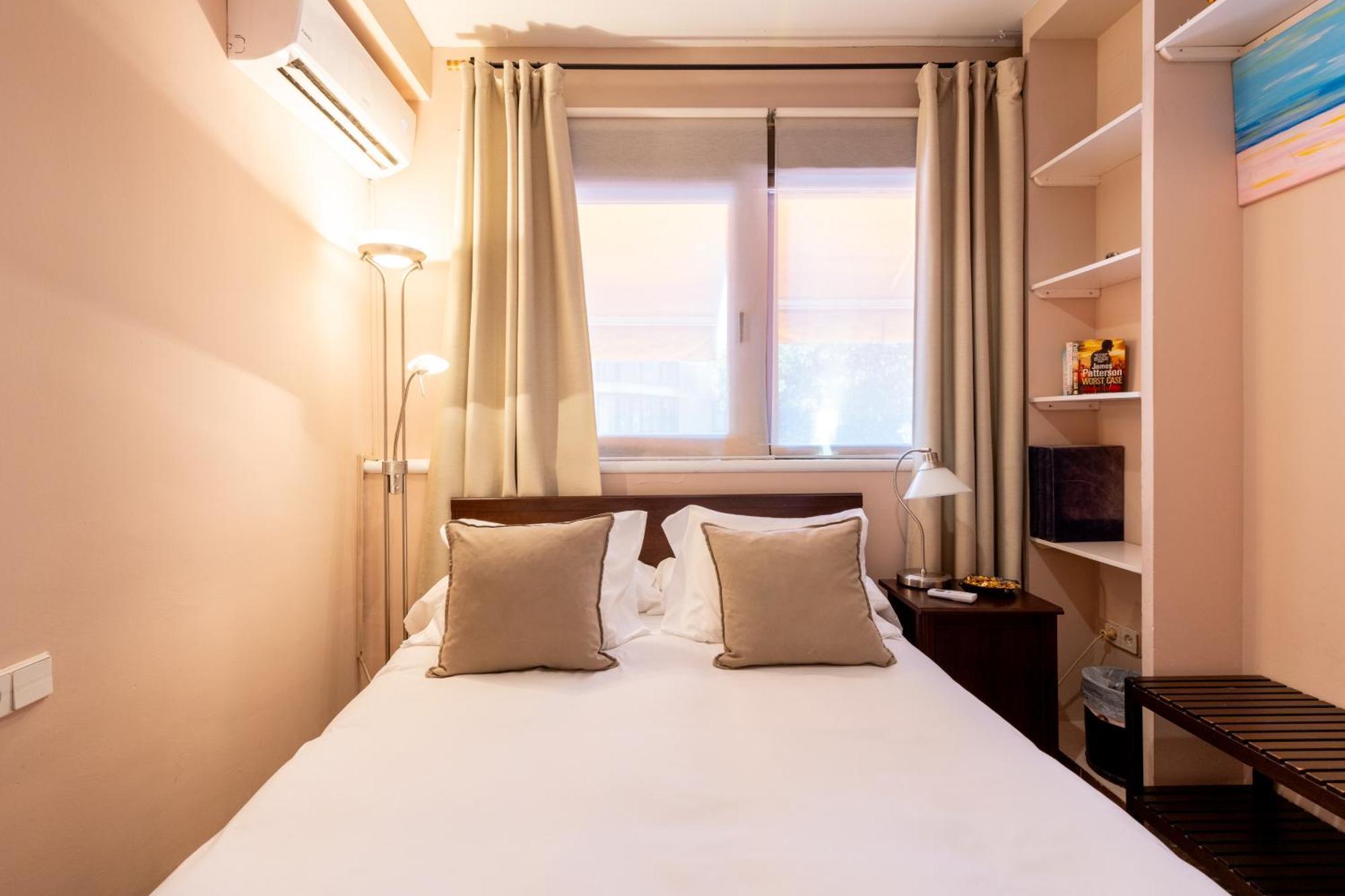 Apartamento Penthouse!!! Center Of Seville!!! 2 Bedroom + 2 Bath!!!