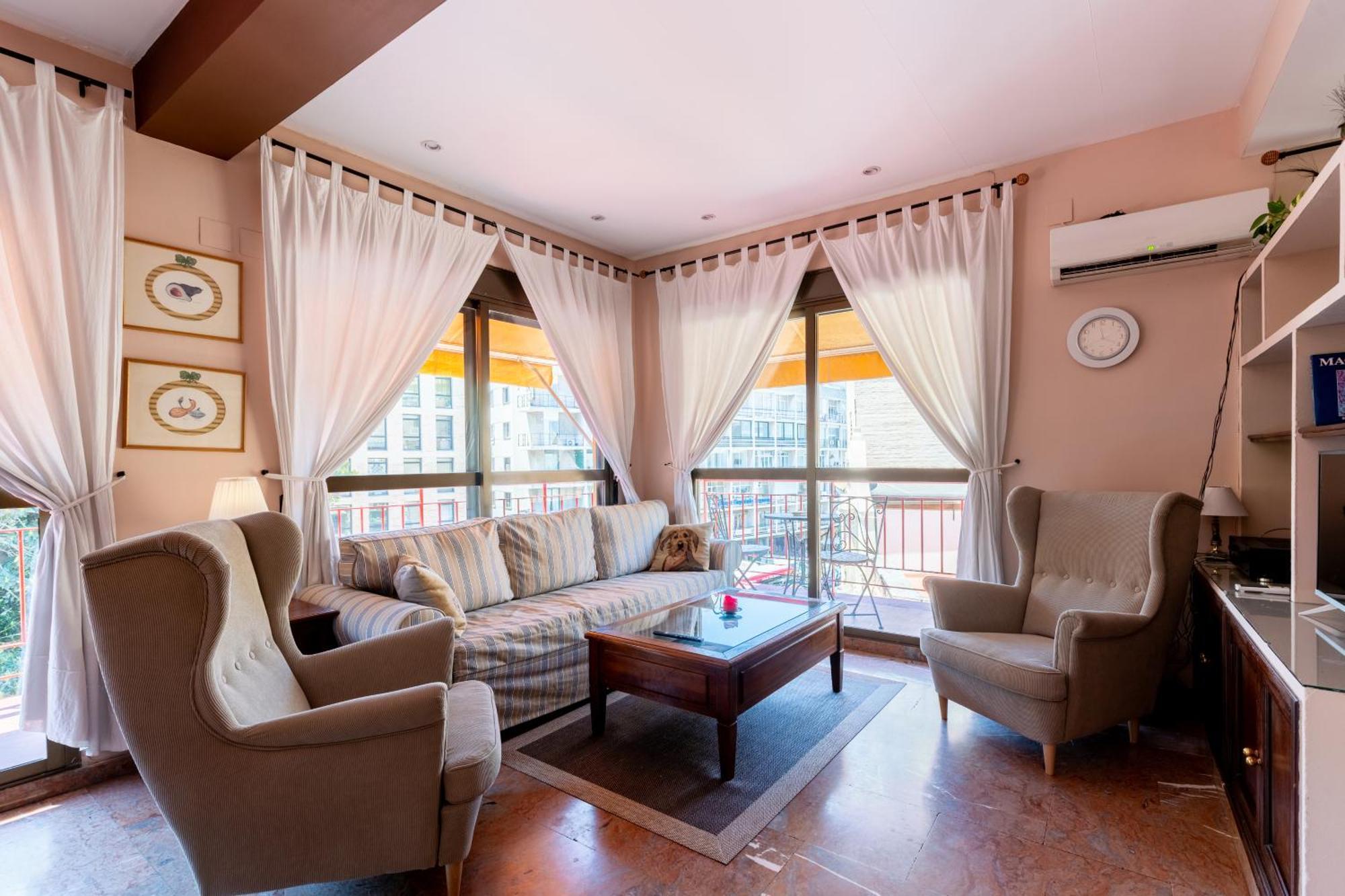 Apartamento Penthouse!!! Center Of Seville!!! 2 Bedroom + 2 Bath!!! *