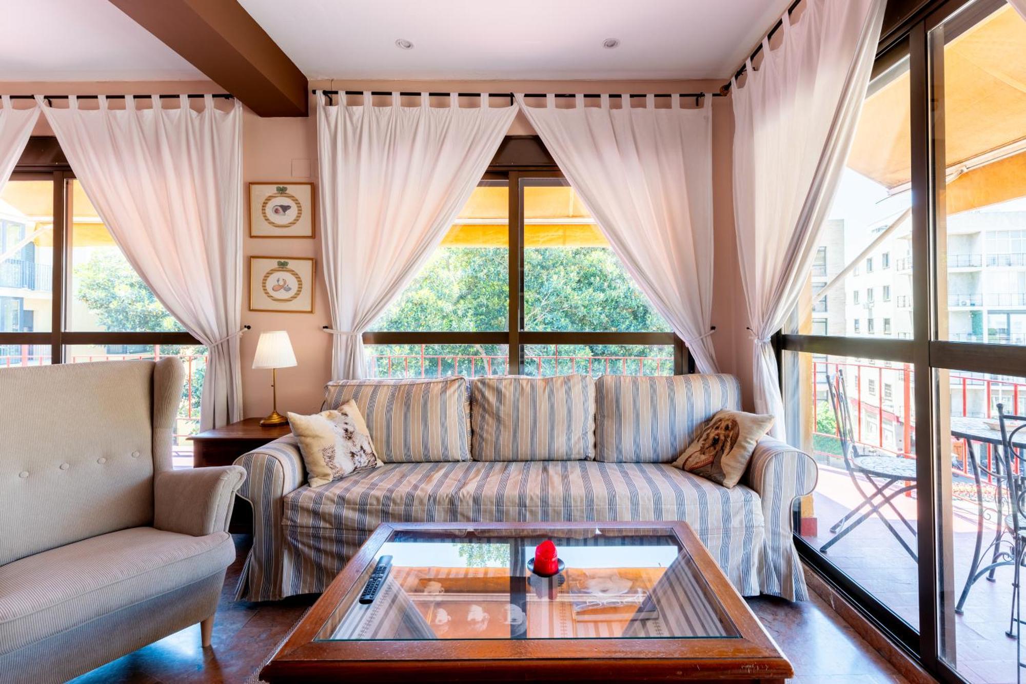 Apartamento Penthouse!!! Center Of Seville!!! 2 Bedroom + 2 Bath!!!