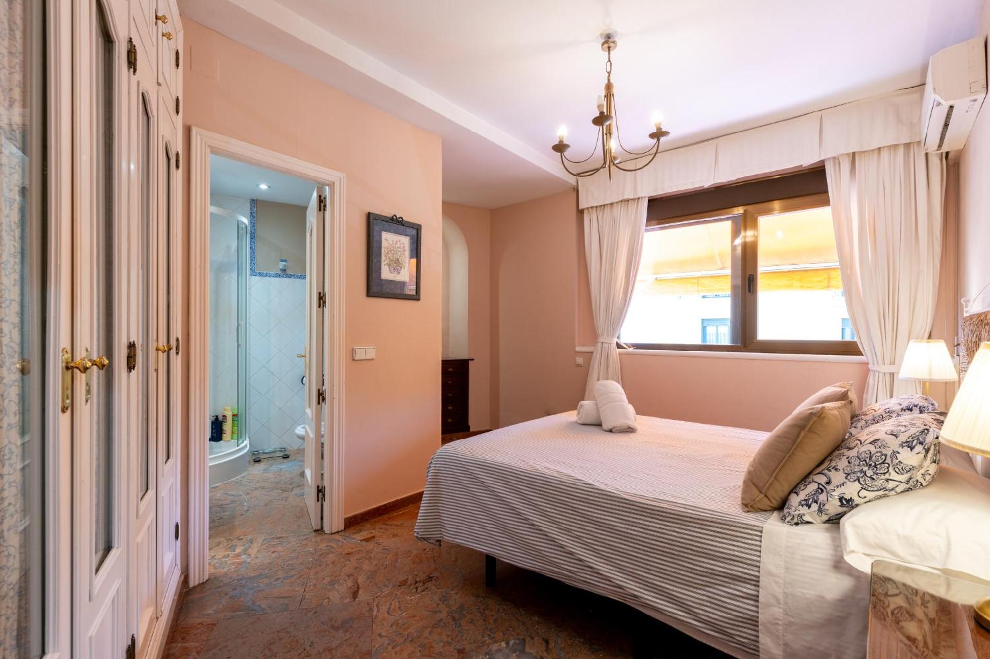 Apartamento Penthouse!!! Center Of Seville!!! 2 Bedroom + 2 Bath!!! *