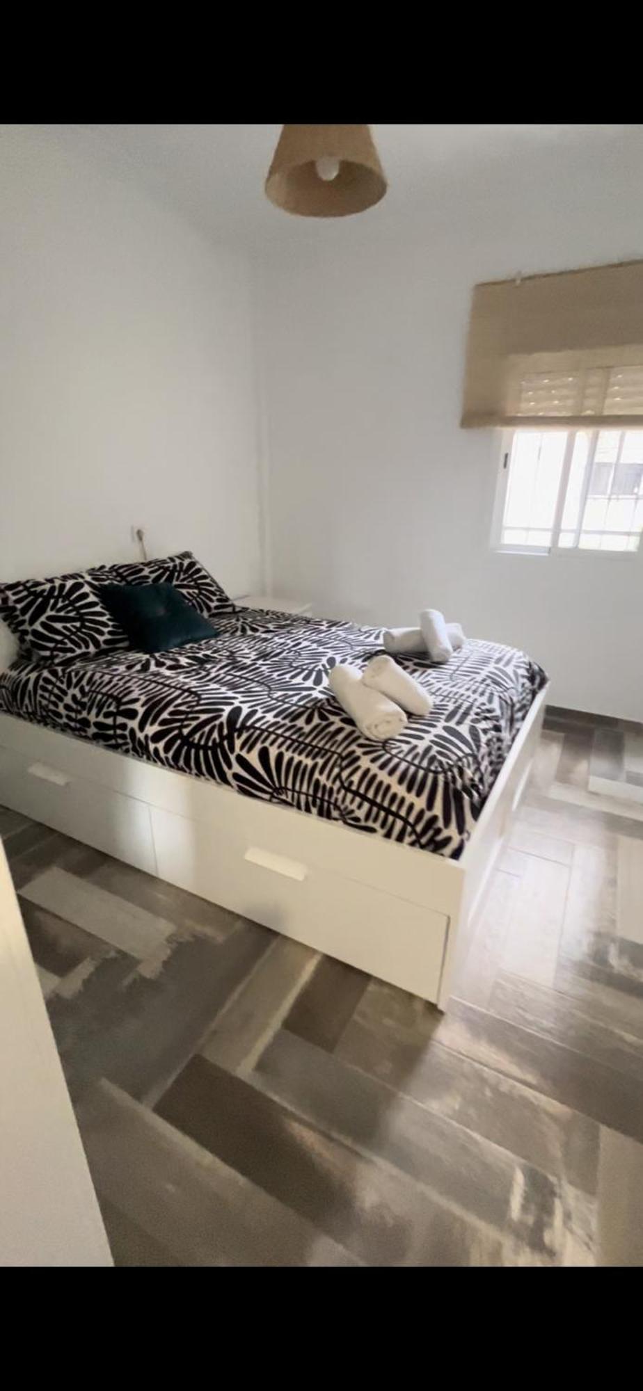 Habitación en casa particular Lovely En Piso Compartido Sevilla