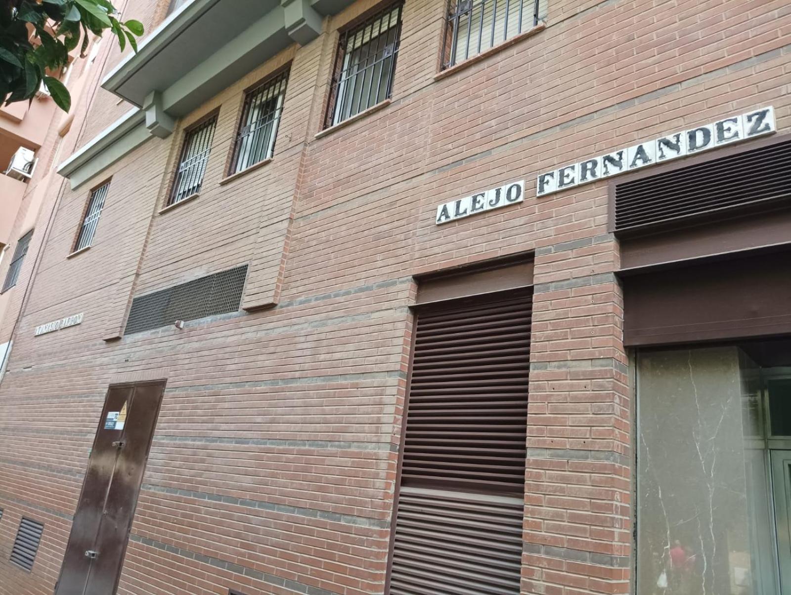 Apartamento Zona 1 Santa Cruz Vistas Alcazares Parking Privado *