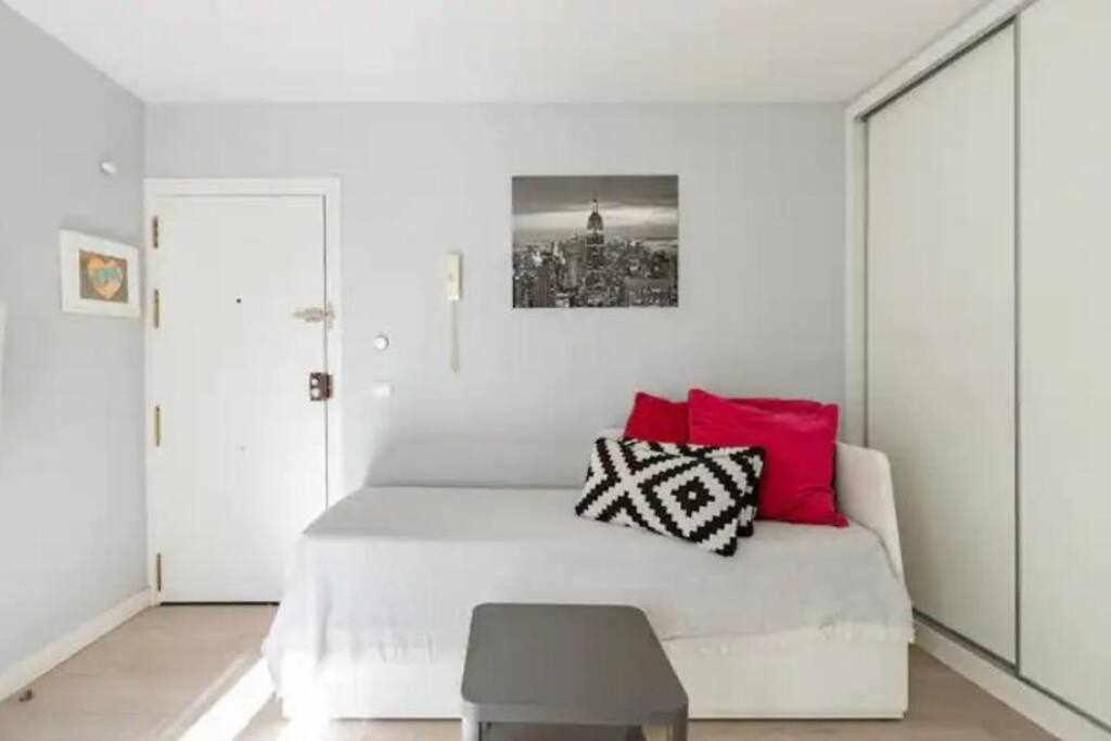 Boteros - Precioso Loft Totalmente Equipado Con Patio Andaluz En El Centro De