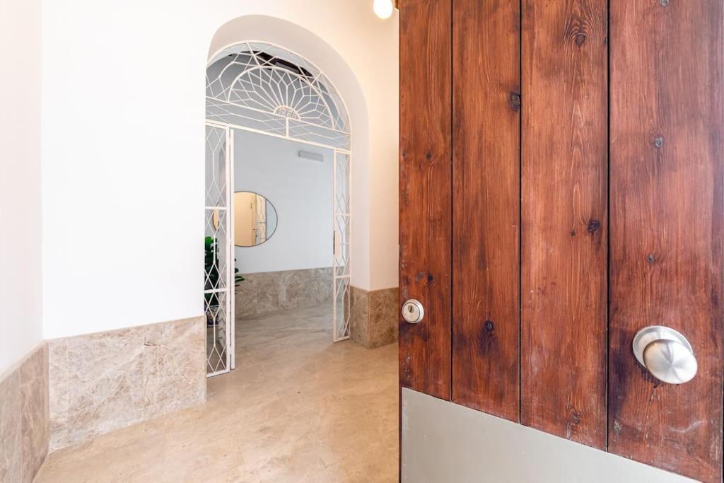 Isg Puerta Jerez 01 Sevilla